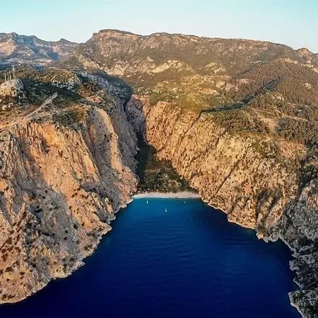 Montenegro * 파랄리아